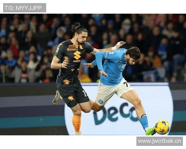 意甲冠军争夺战：国米与那不勒斯的双雄对决引发关注